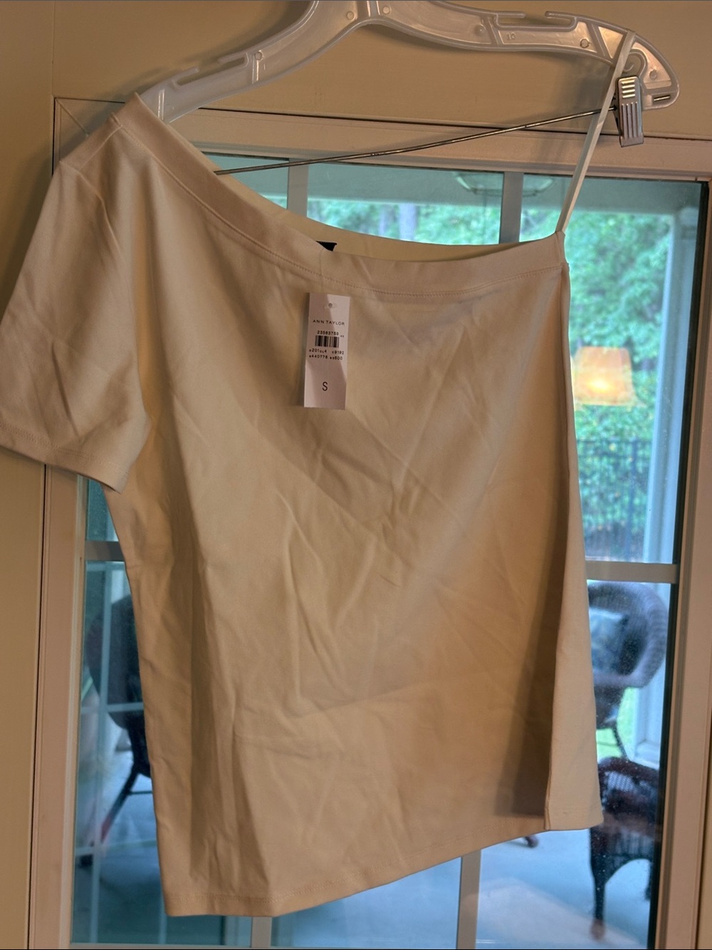 Ann Taylor Cream One-Shoulder Short Sleeve Top- Cotton / Spandex